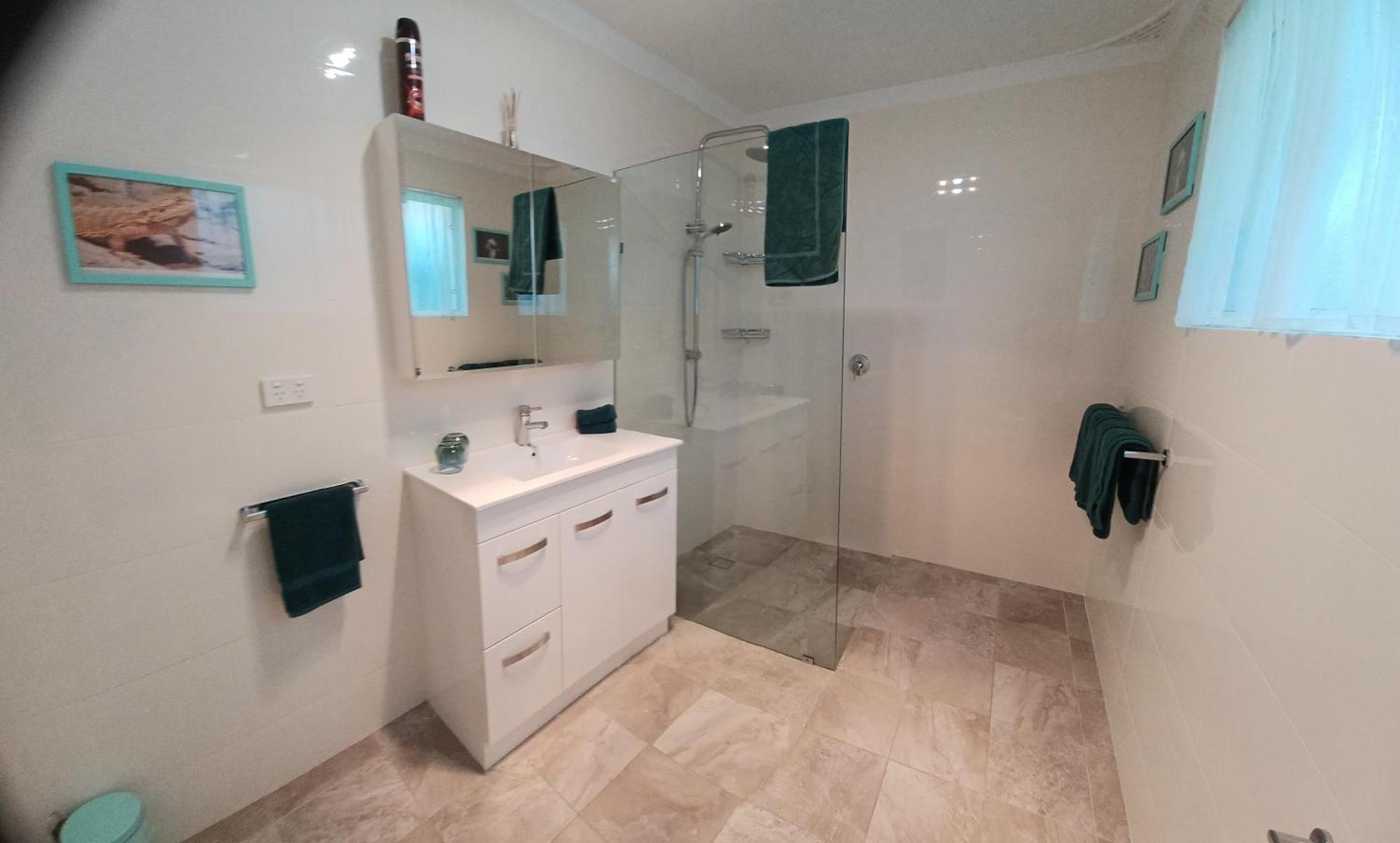 Palm Beach Guest House Rockingham Bagian luar foto