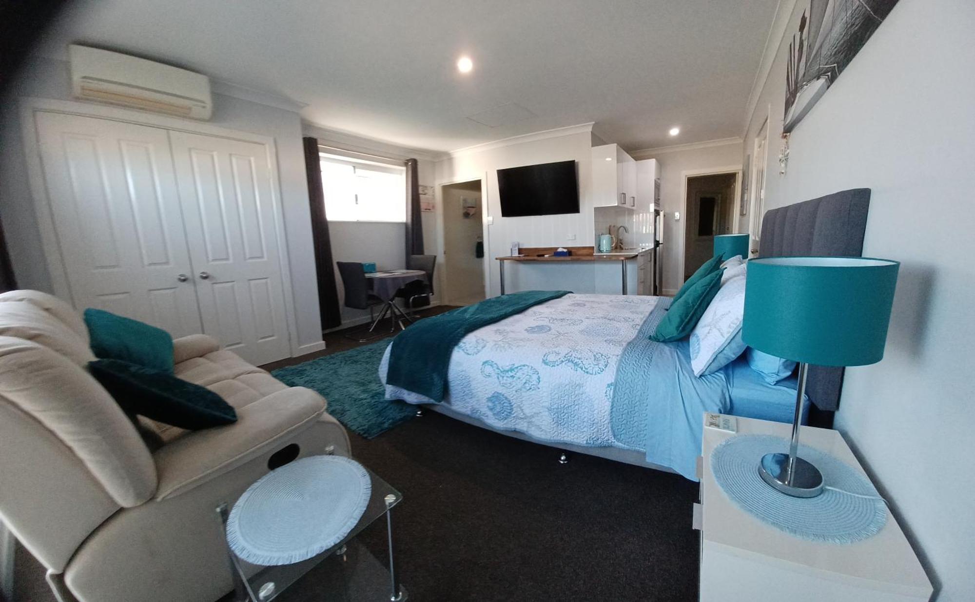 Palm Beach Guest House Rockingham Bagian luar foto