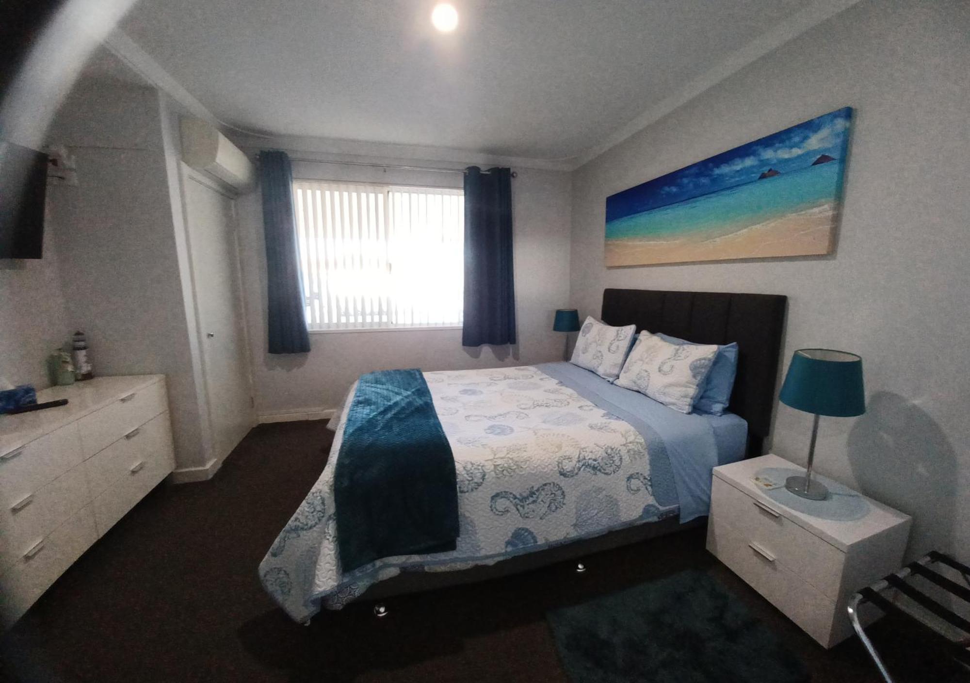 Palm Beach Guest House Rockingham Bagian luar foto